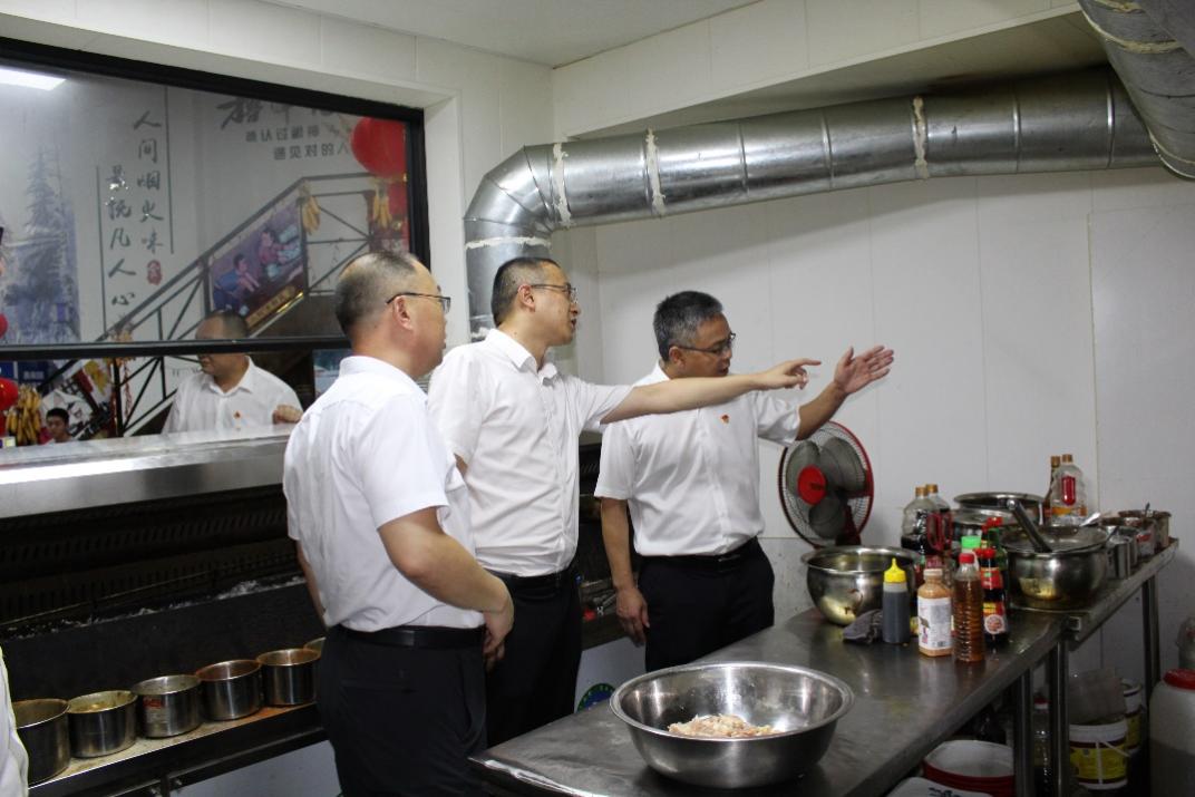 川投燃电集团到荣县川燃督查“迎大运 保安全”安全生产工作 川投燃电集团到荣县川燃督查“迎大运 保安全”安全生产工作